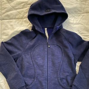 Lululemon sweat shirt
